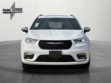 New 2025 Chrysler Pacifica Pinnacle image 3