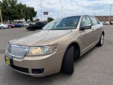 Used 2006 Lincoln Zephyr image 4