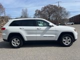 Used 2017 Jeep Grand Cherokee Laredo w/ Quick Order Package 23E image 4