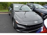 New 2025 Hyundai Elantra SE image 2