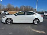 Used 2022 Toyota Corolla LE image 4