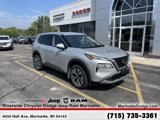 Used 2021 Nissan Rogue SV image 2