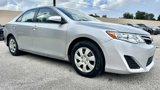 Used 2013 Toyota Camry LE image 3