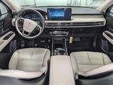 New 2025 Lincoln Corsair AWD w/ Equipment Group 101A image 5