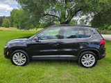 Used 2015 Volkswagen Tiguan S image 2