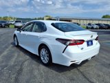 Used 2023 Toyota Camry SE image 5