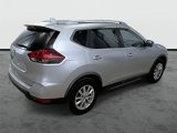 Used 2018 Nissan Rogue SV image 4
