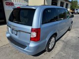 Used 2012 Chrysler Town & Country Touring-L w/ Entertainment Group #2 image 3