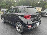 Certified 2022 Hyundai Venue SEL image 4