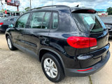 Used 2015 Volkswagen Tiguan S image 2
