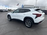 New 2025 Chevrolet Trax LT w/ LT Convenience Package image 5