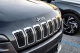 Used 2019 Jeep Cherokee Limited image 3