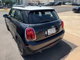 Used 2020 MINI Cooper 2-Door Hardtop image 2