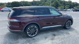 Used 2020 Lincoln Aviator Reserve w/ Equipment Group 202A image 3