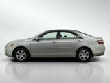 Used 2009 Toyota Camry LE image 2