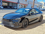 Used 2025 Toyota Camry SE image 3