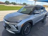 Used 2024 Chevrolet TrailBlazer LT image 3