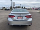 Used 2023 Toyota Camry SE image 4