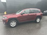 Used 2023 Jeep Grand Cherokee Laredo image 1