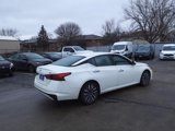 Used 2023 Nissan Altima 2.5 SV image 2