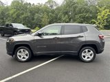 Used 2023 Jeep Compass Sport image 2