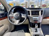 Used 2011 Subaru Outback 2.5i Limited image 3