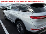New 2025 Lincoln Corsair AWD w/ Equipment Group 101A image 2