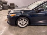 Used 2018 Toyota Camry XLE image 2