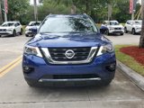 Used 2020 Nissan Pathfinder SV image 2