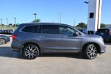 Used 2021 Honda Pilot Touring image 2