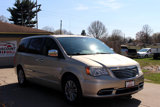 Used 2014 Chrysler Town & Country Touring-L w/ Driver Convenience Group image 2