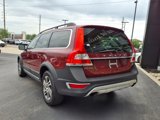 Used 2015 Volvo XC70 T5 Premier w/ Proximity Package image 4