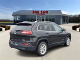 Used 2016 Jeep Cherokee Latitude w/ Cold Weather Group image 4