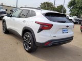 New 2025 Chevrolet Trax RS image 3