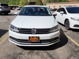 Used 2017 Volkswagen Jetta SE image 2