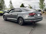 Used 2016 Volkswagen Jetta Sport image 4