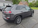 Used 2021 Jeep Cherokee Latitude Lux w/ Comfort/Convenience Group image 4