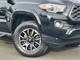 Used 2020 Toyota Tacoma TRD Sport image 3