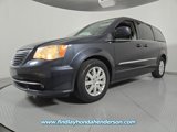 Used 2014 Chrysler Town & Country Touring image 2
