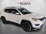 Used 2018 Jeep Compass Latitude w/ Cold Weather Group image 3