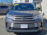 Used 2019 Toyota Highlander LE image 2
