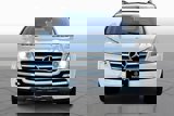 Used 2012 Mercedes-Benz GL 550 4MATIC image 3