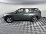 Used 2023 Hyundai Tucson SE image 2