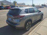 Used 2024 Nissan Rogue SV image 5