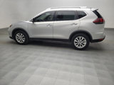 Used 2019 Nissan Rogue SV image 3