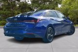 Used 2021 Hyundai Elantra SEL w/ Convenience Package image 2