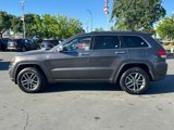 Used 2019 Jeep Grand Cherokee Overland image 3
