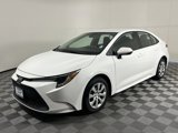 Used 2021 Toyota Corolla LE image 3
