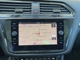 Used 2018 Volkswagen Tiguan SEL image 3
