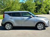 Used 2022 Kia Soul LX image 6